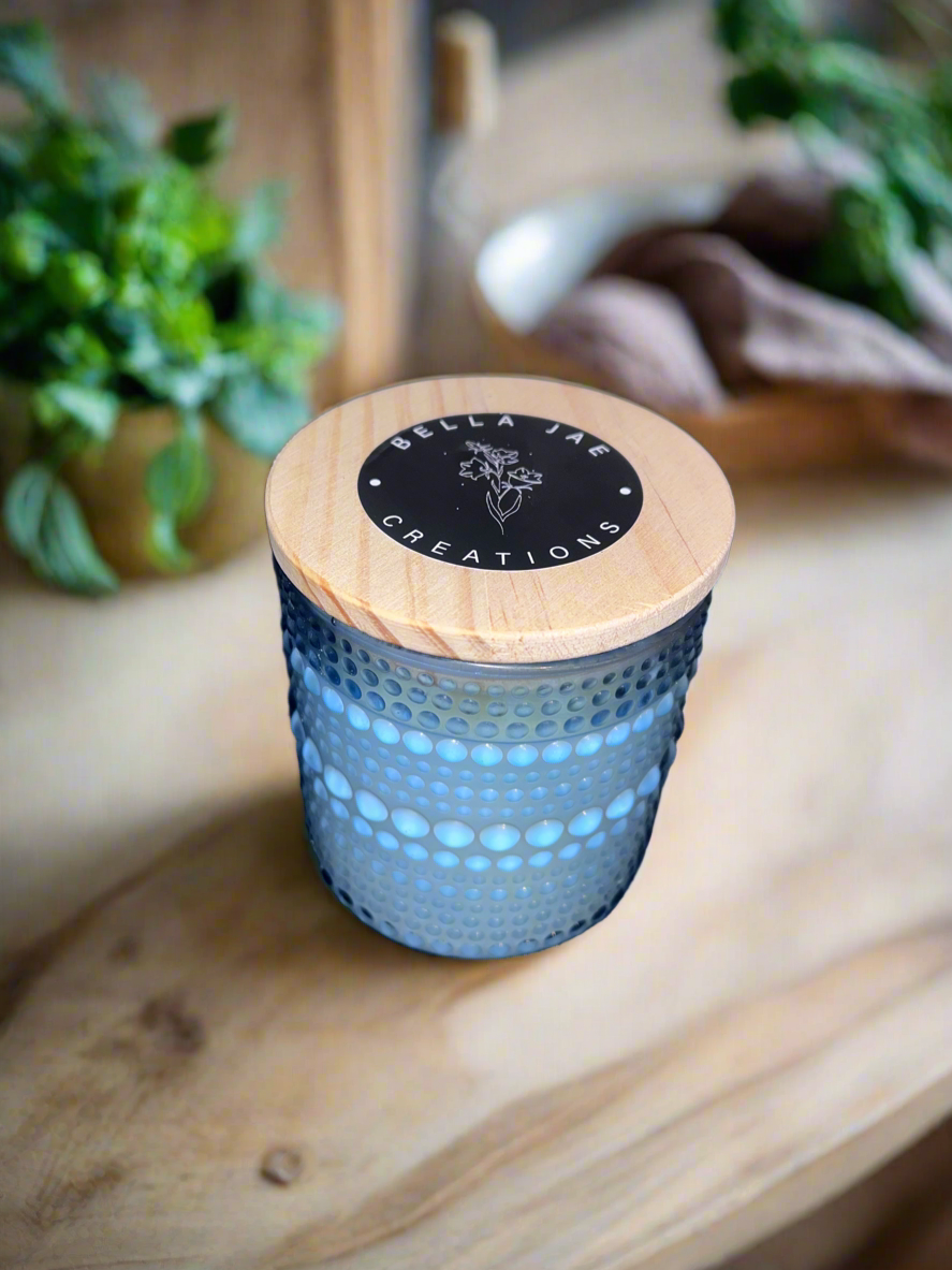 Blue Daisy 9oz Soy Candle