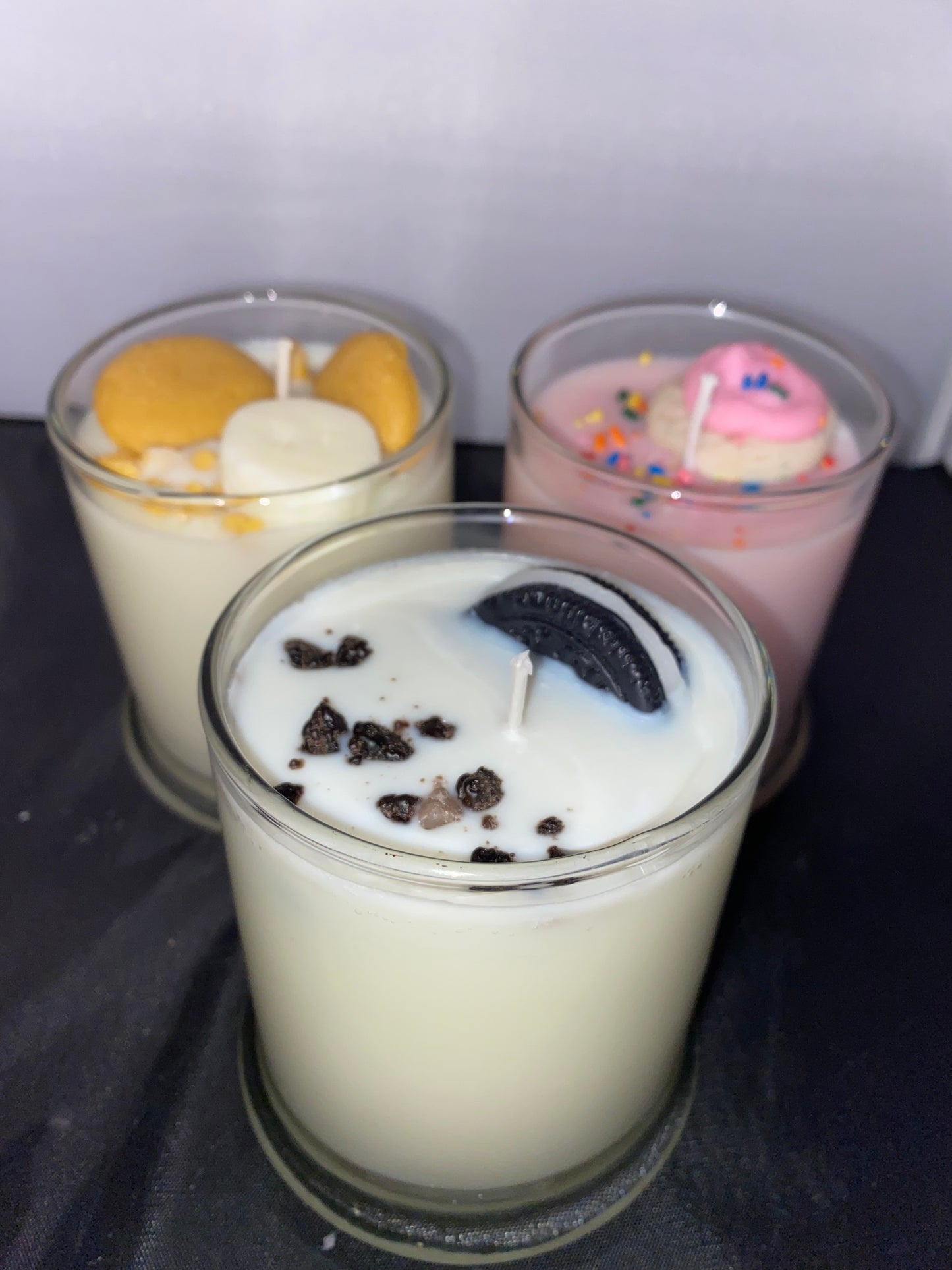 Cookie Dunk Cookies n’ Cream Scented 12 oz Soy Candle