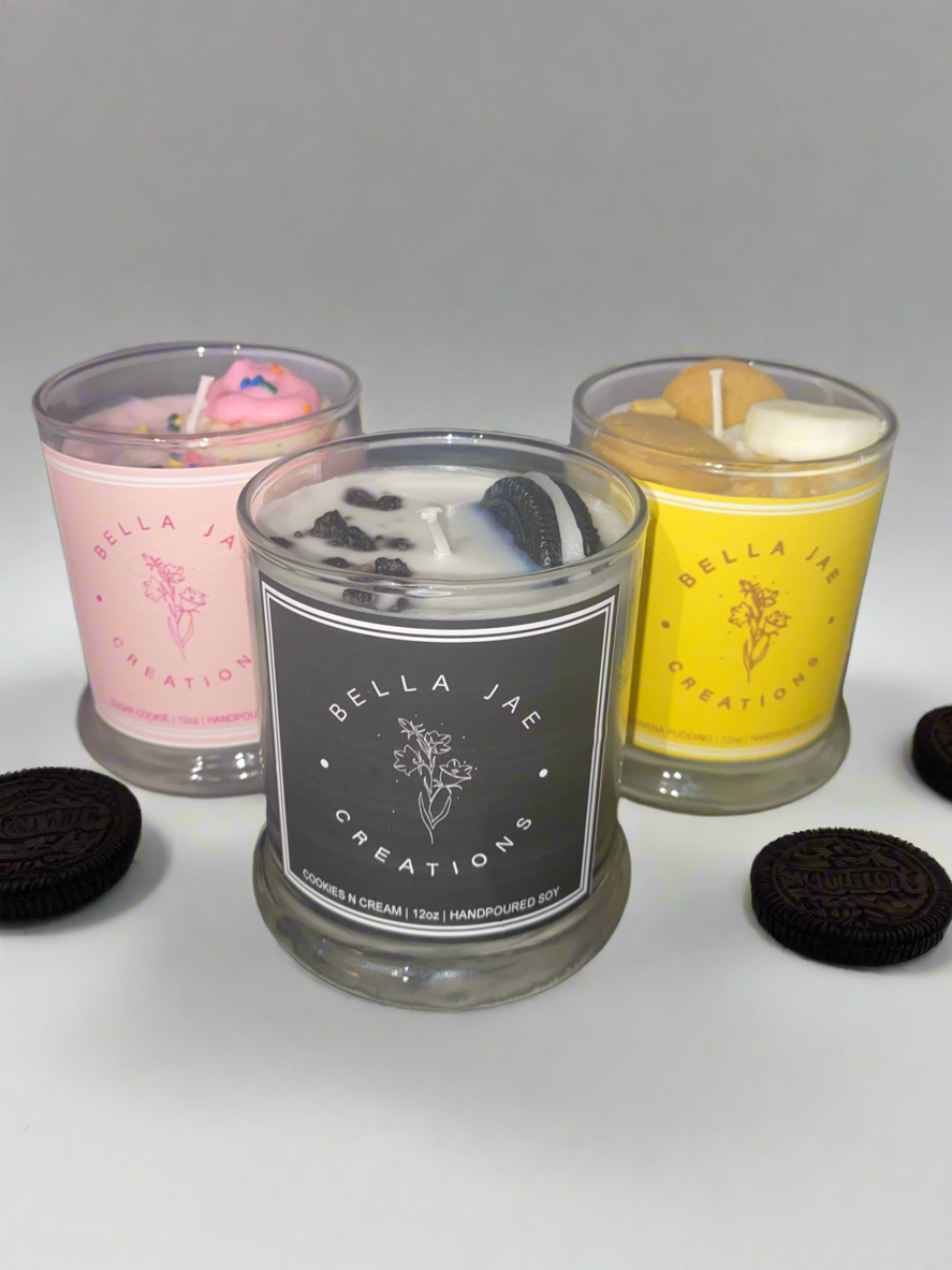 Cookie Dunk Cookies n’ Cream Scented 12 oz Soy Candle