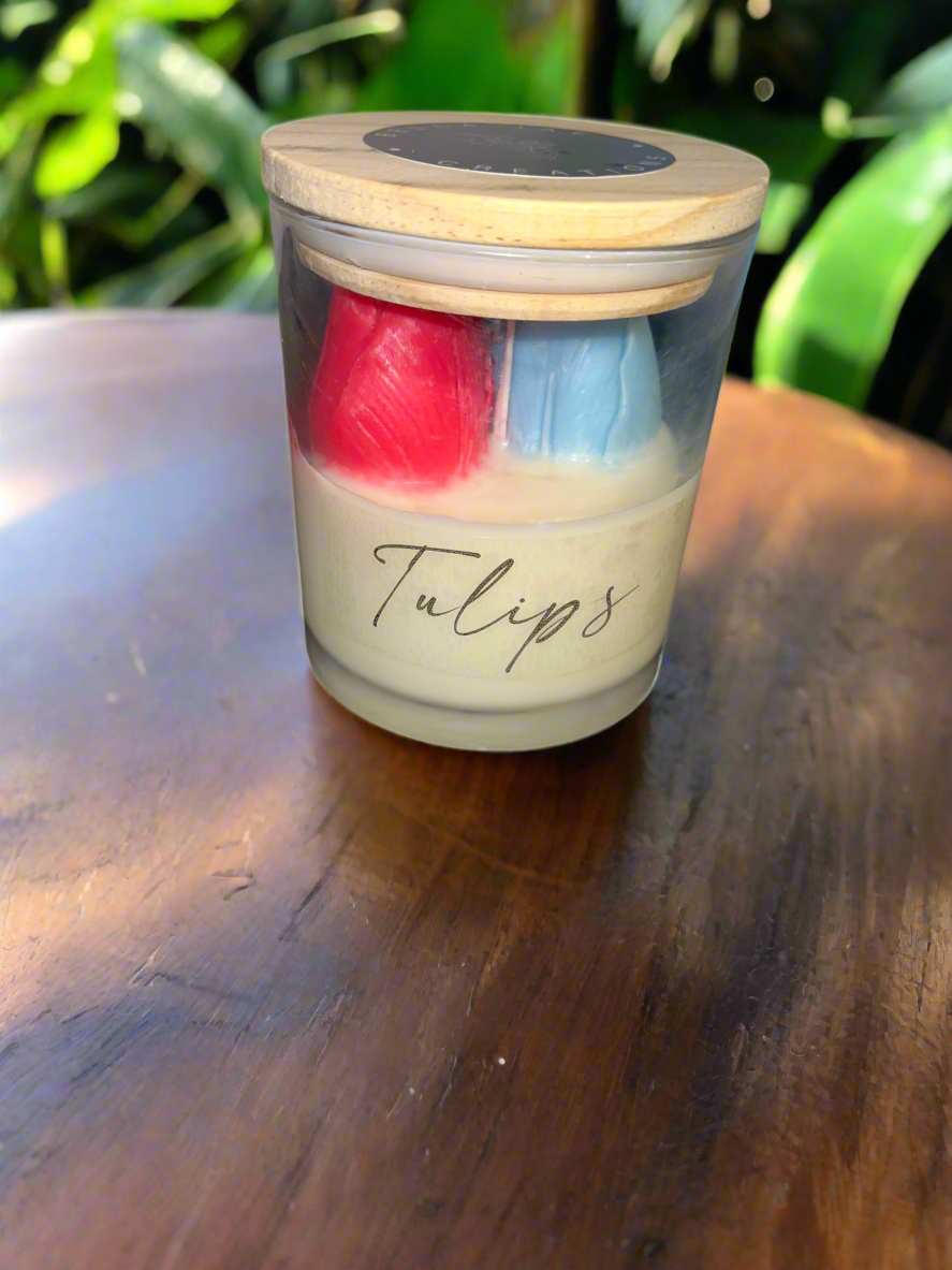 Tulip 12oz Soy Candle botanical garden scented