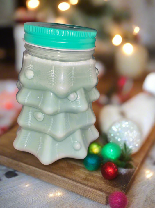 Christmas Tree 20oz Scented Candle
