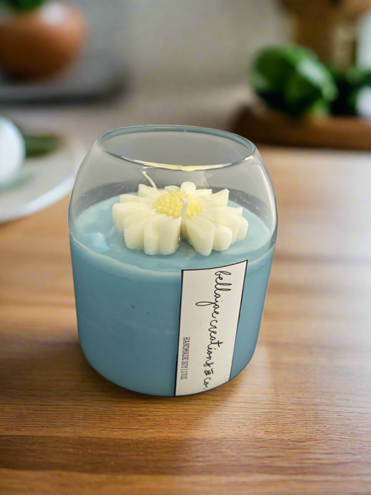 Daisy Springtime Scented 15oz Soy Candle
